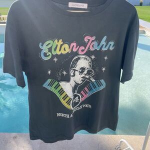 DAYDREAMER Elton John Rainbow Pride Tshirt 1974